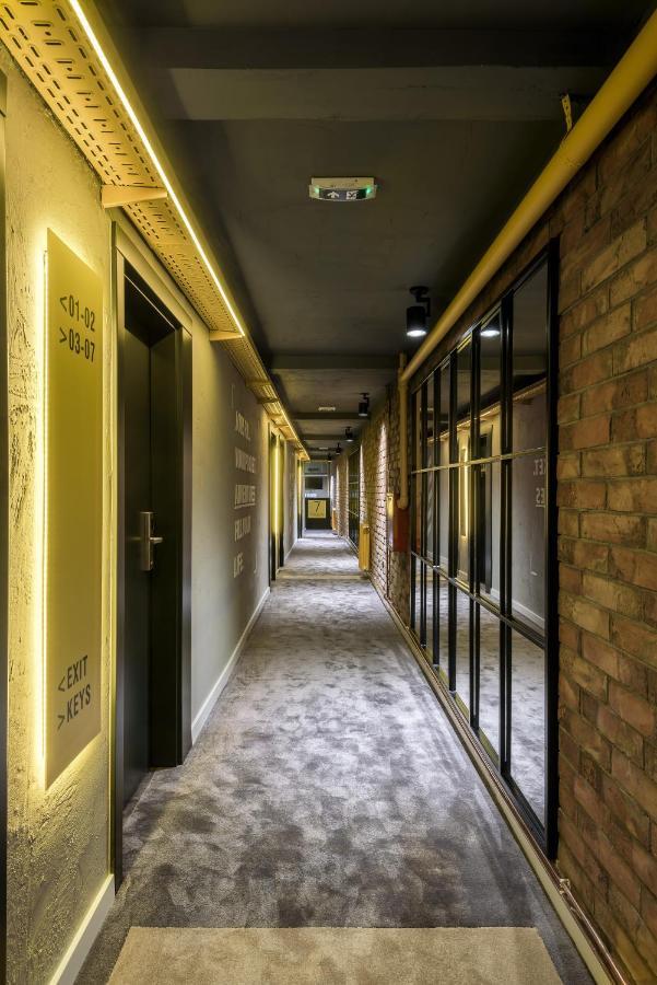 7 Rooms Suites Belgrado Exterior foto